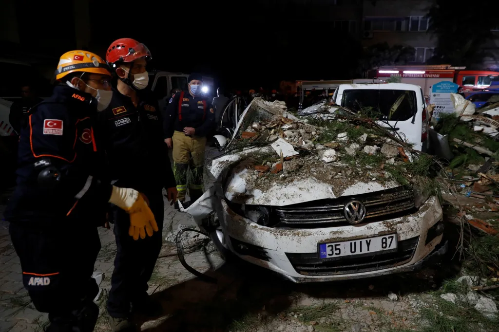 Následky zemětřesení v Turecku a Řecku