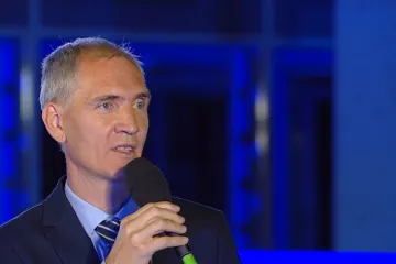 Děti se ve školách často učí příliš, míní expert. Omezení gymnázií podle něj pomůže zmenšit nerovnosti