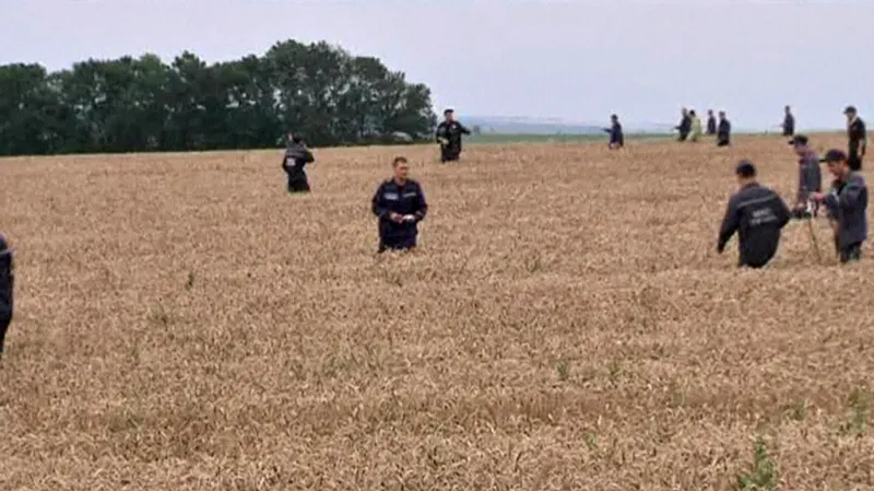 Pátrání po troskách malajsijského letadla