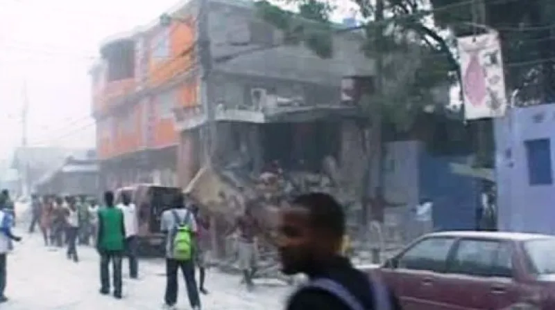 Haiti se vzpamatovává ze zemětřesení (16:00)