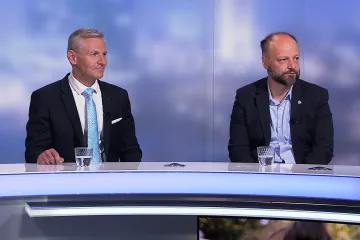 Láska chce zcela narovnat práva stejnopohlavních párů, Hraba mluví o „kulturní válce“