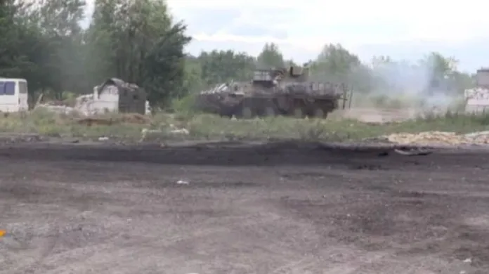 Události: Tvrdé boje utnuly ukrajinské příměří