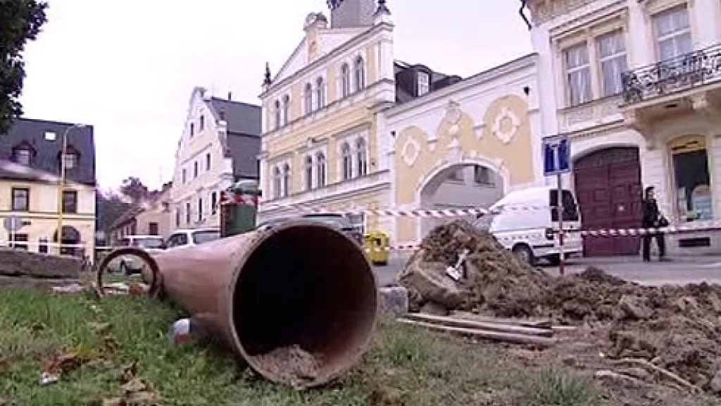 Budování kanalizace v Chrastavě