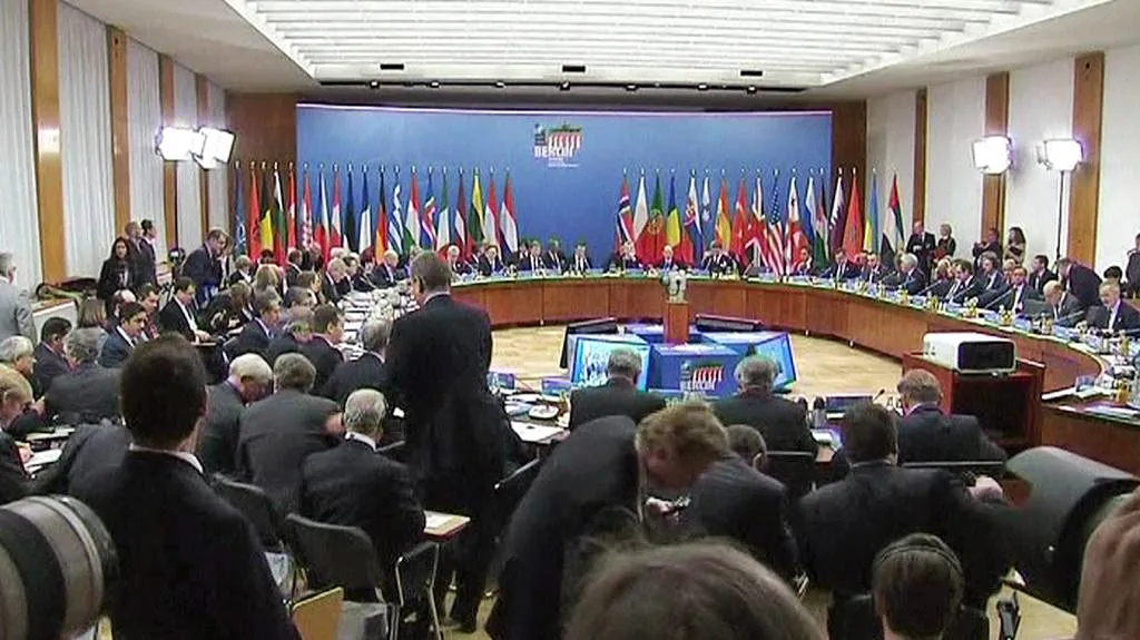 Schůzka ministrů NATO