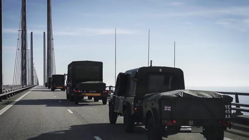 Přesun britské armády na cvičení NATO v Norsku