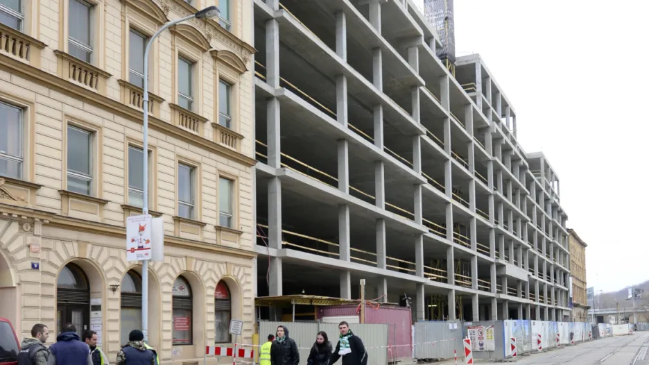 Koleje v ulici Na Florenci krátce před odstraněním v roce 2013