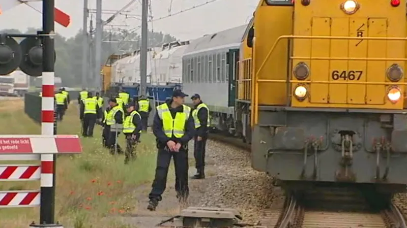 Zásah nizozemské policie proti aktivistům Greenpeace