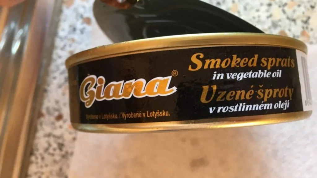 Veterináři stahují uzené šproty značky Giana