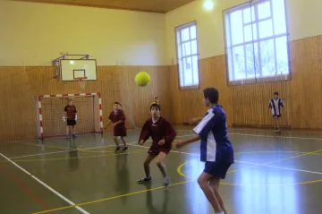 Žáci praktických ZŠ ze Středočeského kraje se utkali v sálové kopané