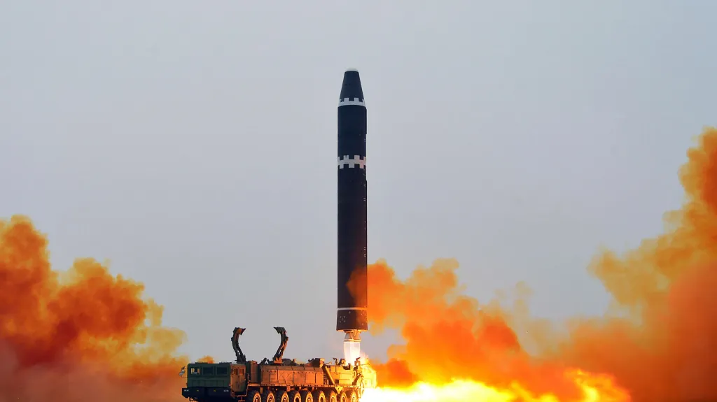 Odpal rakety Hwasong-15 z 18. února 2023