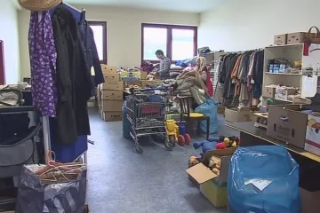 Nepotřebné věci potřebným lidem