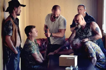 Recenze: Slovenská mafie není přes čáru