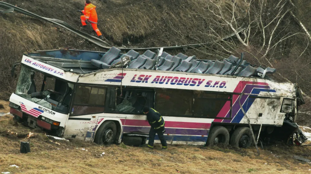 Nehoda autobusu u Nažidel