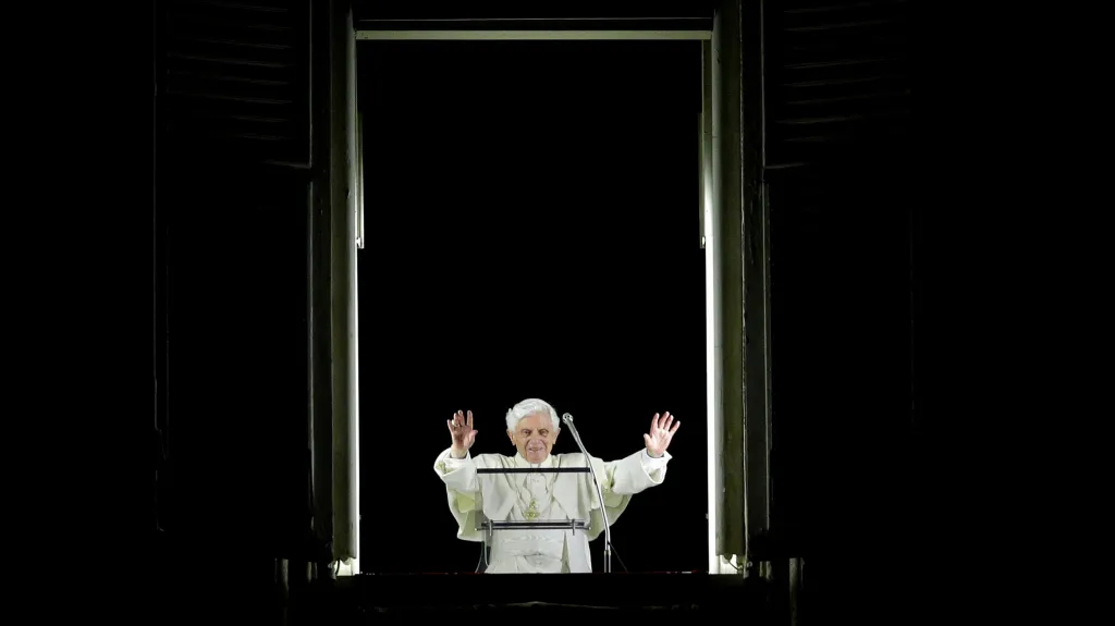 Benedikt XVI. na snímku z roku 2012
