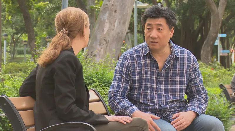 Události ČT: Exkluzivní rozhovor s disidentem a účastníkem protestů Pao Pchu