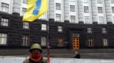 Majdan vyčkává, parlament plní další posty v zemi