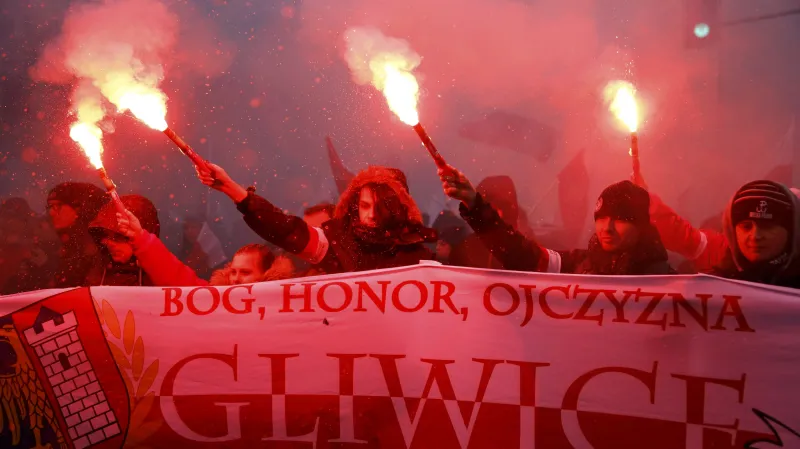 Oslavy dne nezávislosti provázely v Polsku demonstrace