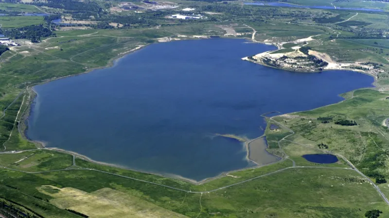 Mostecké jezero