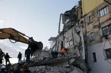 Stovky zraněných a desítky mrtvých. Albánii postihlo silné zemětřesení