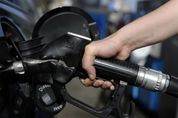 Osmdesát kilometrů bez benzínky. Před cestou do Zlína se vyplatí natankovat