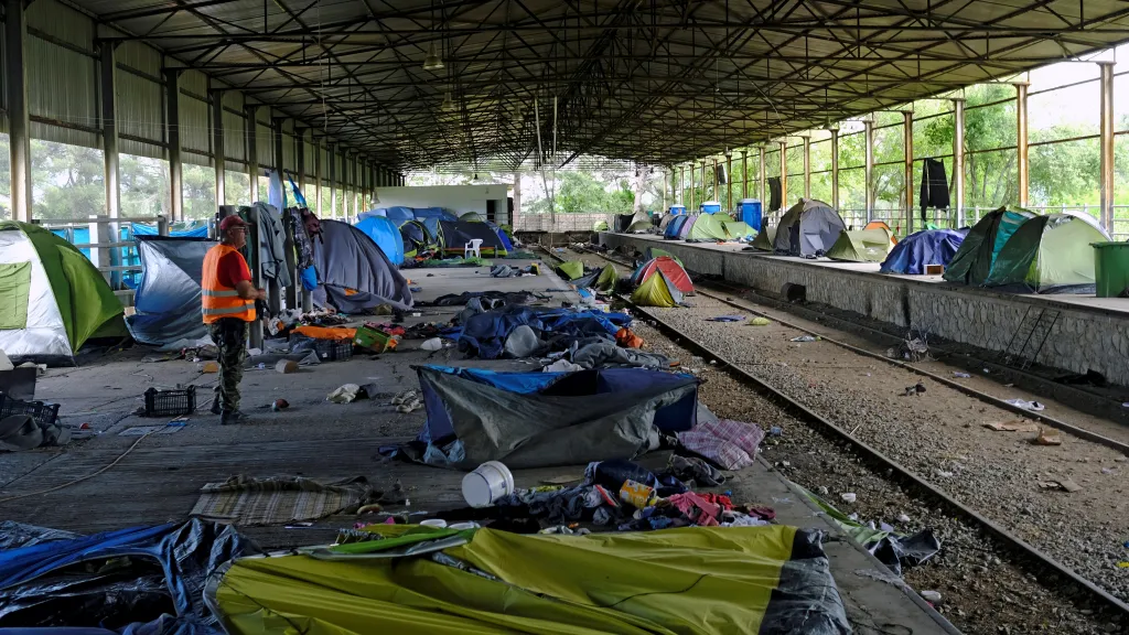 Vyprázdněný tábor v Idomeni