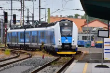 Plánovaná změna jízdního řádu vlaků zrychluje dopravu do Uničova, Velké Opatovice přišly o železnici