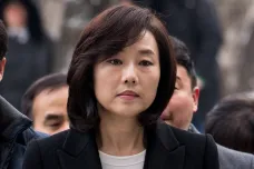 Jihokorejská policie zatkla ministryni kultury. Kvůli černé listině umělců kritických vůči prezidentce