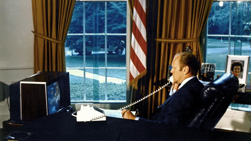 S posádkou se spojil americký prezident Gerald Ford