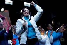 V ekvádorských prezidentských volbách má navrch Gonzálezová, bude druhé kolo