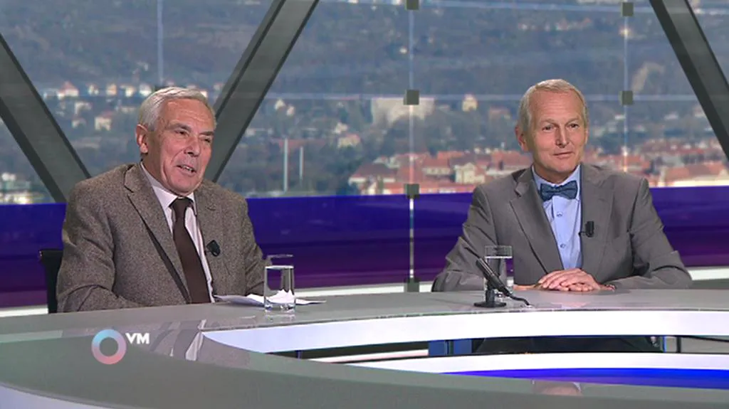 Pavel Pafko a Jan Pirk (vpravo) v Otázkách Václava Moravce