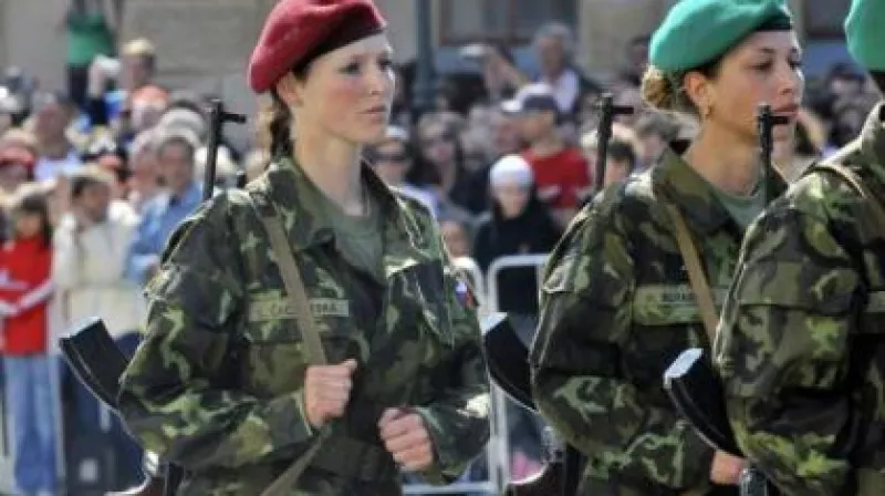 Slavnostní přísaha nových příslušnic Armády ČR