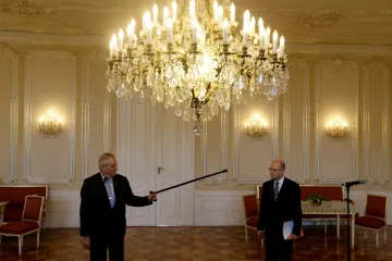 Přešlapy první Zemanovy pětiletky: Pussy Riot, Peroutka i třeba hůl na Sobotku