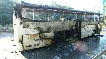 Shořelý autobus