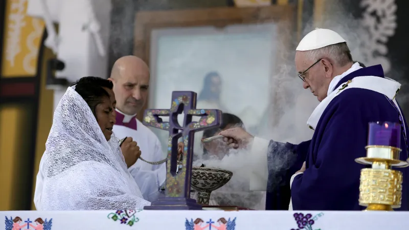 Papežova mše v mexickém San Cristóbalu de Las Casas