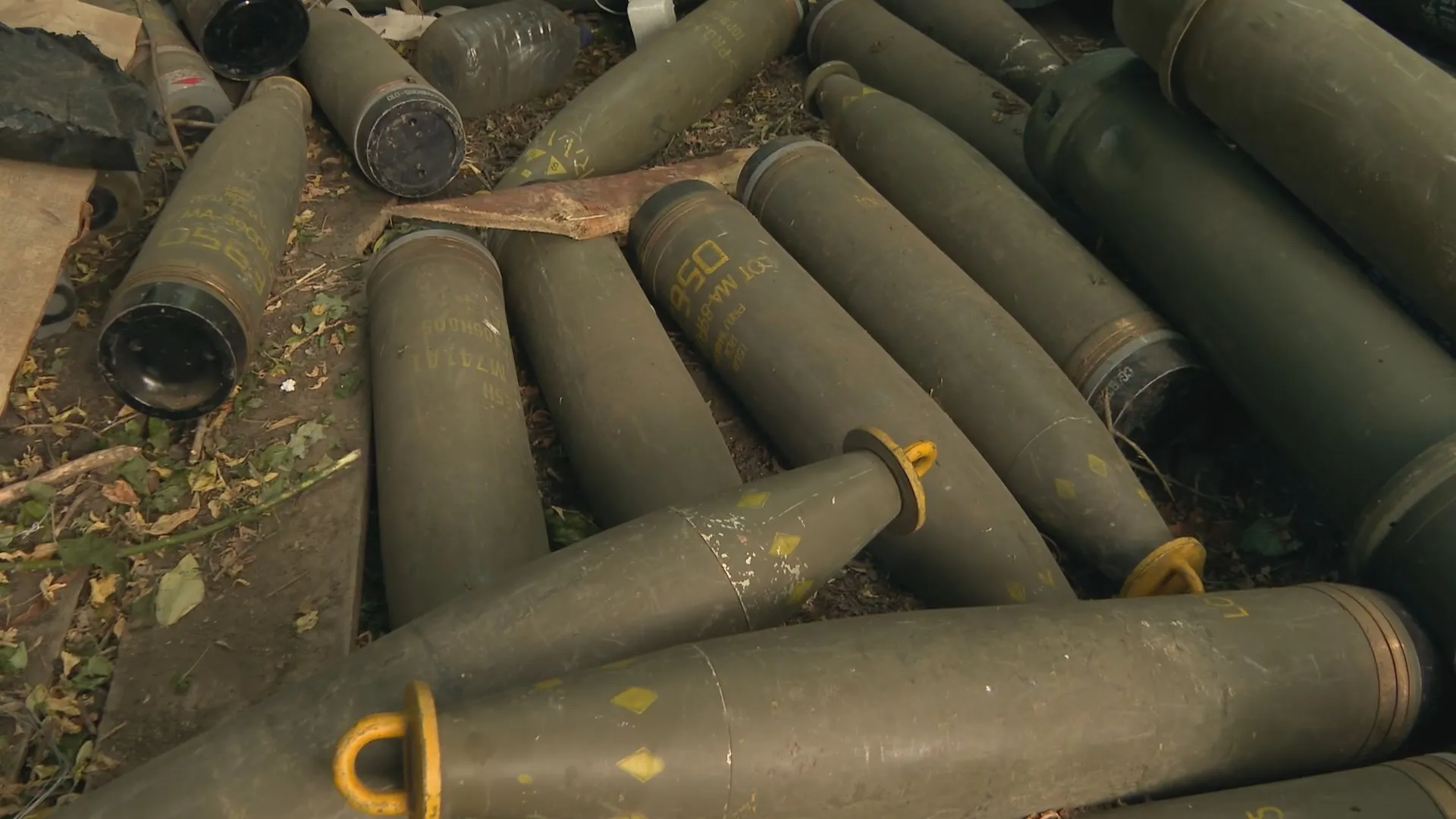 Reportáž ČT od dělostřelecké jednotky na severní ukrajinské frontě