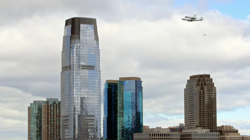 Raketoplán Enterprise nad New Yorkem