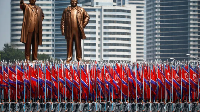 KLDR slaví výročí narození Kim Ir-sena