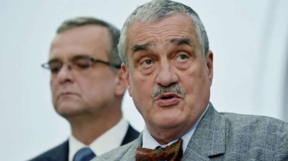 Politické reakce na skandál
