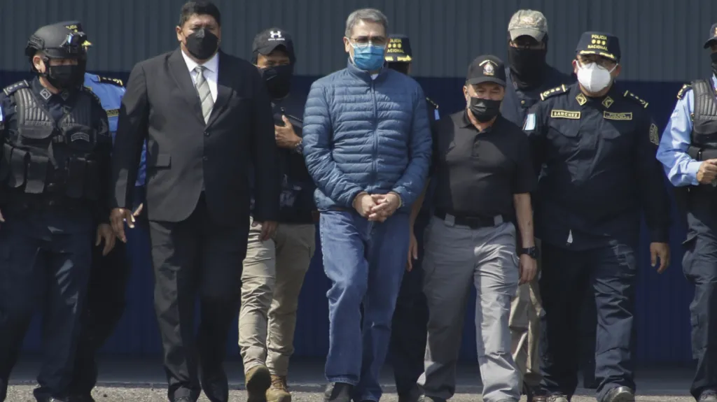 Honduras vydal ke stíhání do USA bývalého prezidenta Juana Orlanda Hernándeze