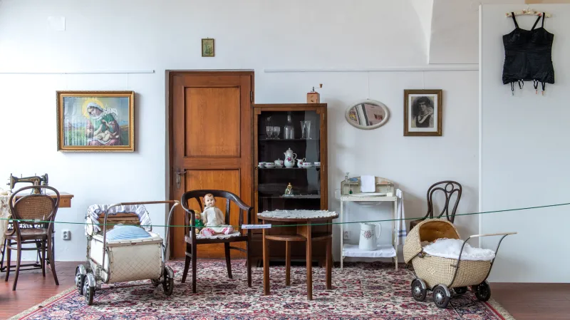 Výstava Ach, ty ženy přibližuje život žen na přelomu 19. a 20. století