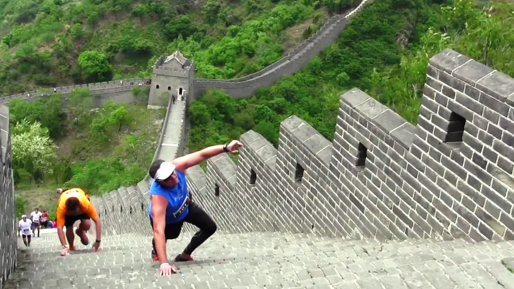 Maratonci na Velké čínské zdi