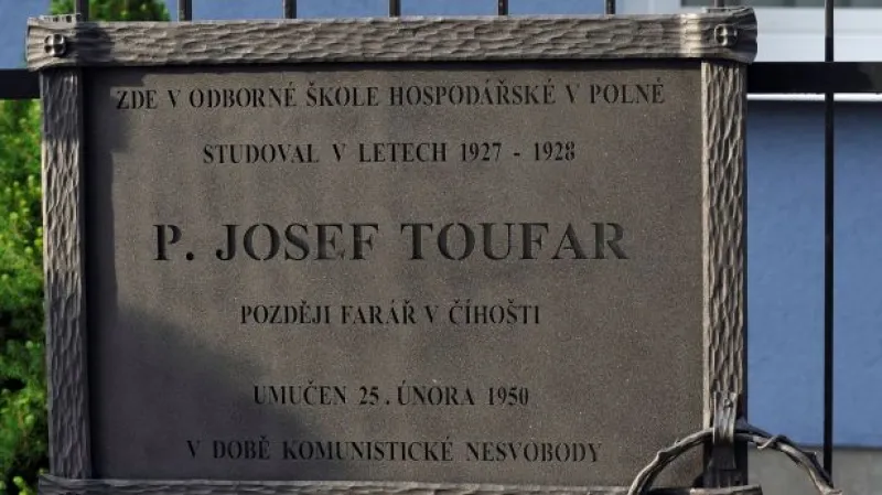 Události: Nalezné ostatky možná patří Toufarovi