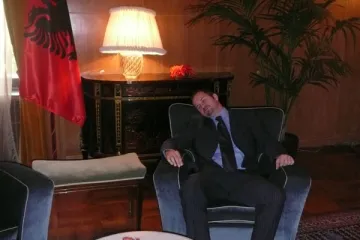 Latinské oči Filipa Kandy: Ani García Márquez by se za takový román nemusel stydět