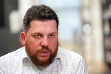 V Polsku zadrželi podezřelé z útoku na Navalného spolupracovníka Volkova