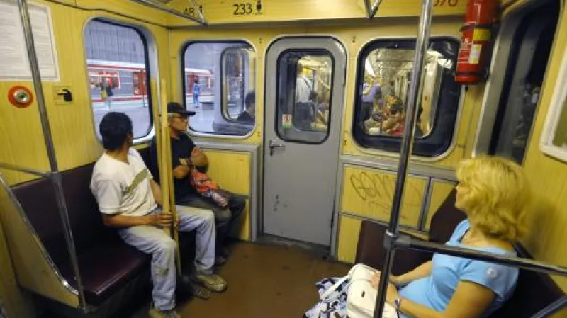 Poslední jízda ve starém typu metra