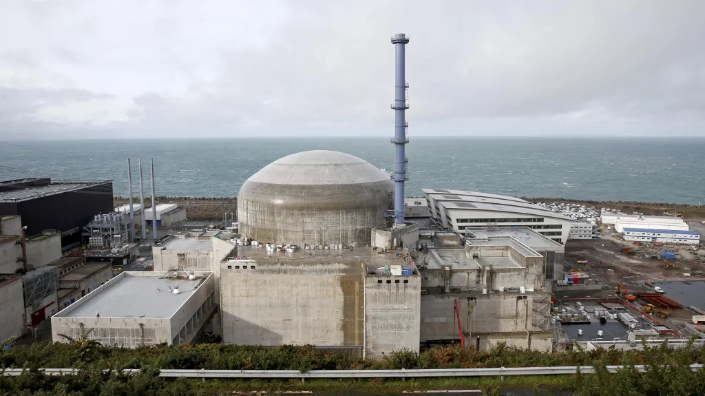 Jaderná elektrárna u města Flamanville