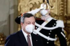 Nestraník Draghi sestavil novou italskou vládu. Je pestrá