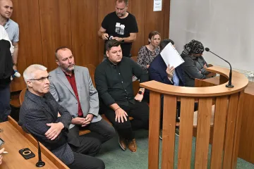 Řidičský průkaz na nákladní auto po dvou hodinách jízd. Soud řeší podvody ve Varnsdorfu