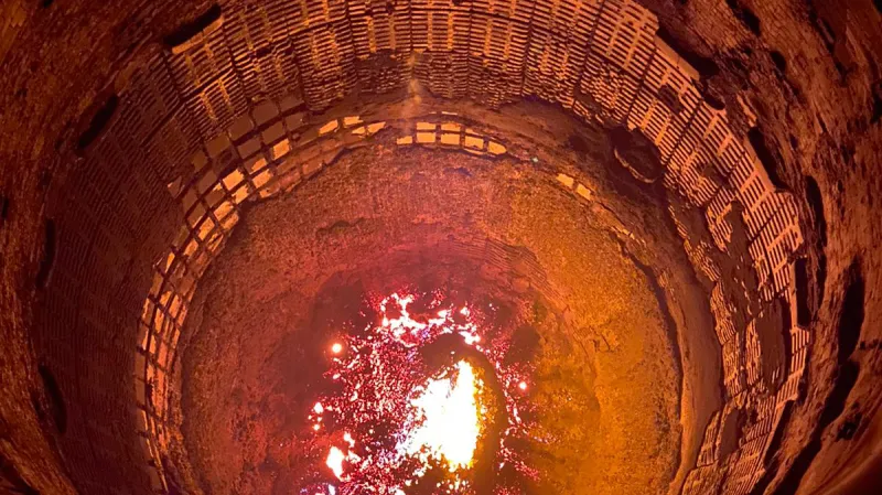 Vnitřek vysoké pece
