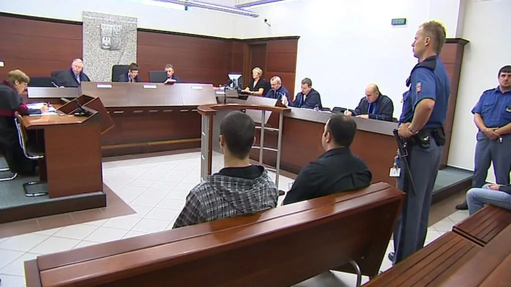 Leoš Lipenský a Ladislav Olah u soudu